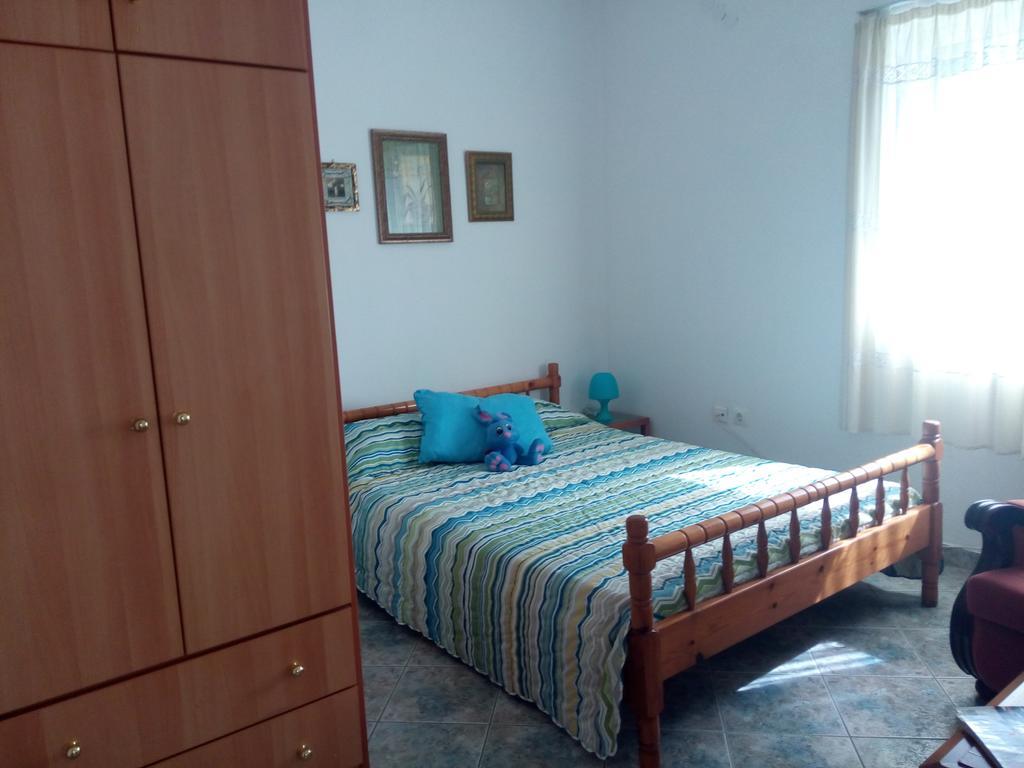Anastasia - Efthimios Apartments Agios Konstantinos  エクステリア 写真