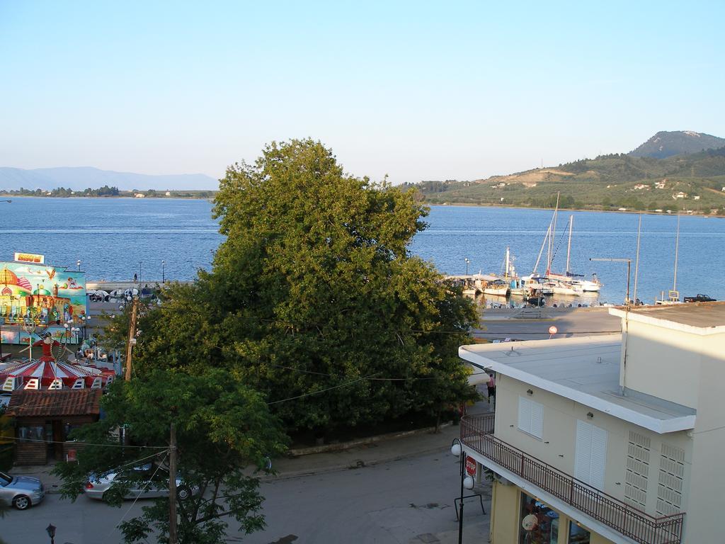 Anastasia - Efthimios Apartments Agios Konstantinos  エクステリア 写真