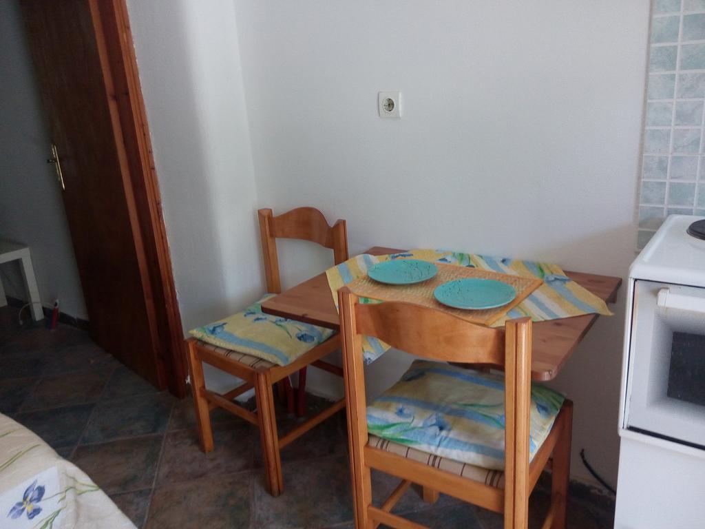 Anastasia - Efthimios Apartments Agios Konstantinos  エクステリア 写真