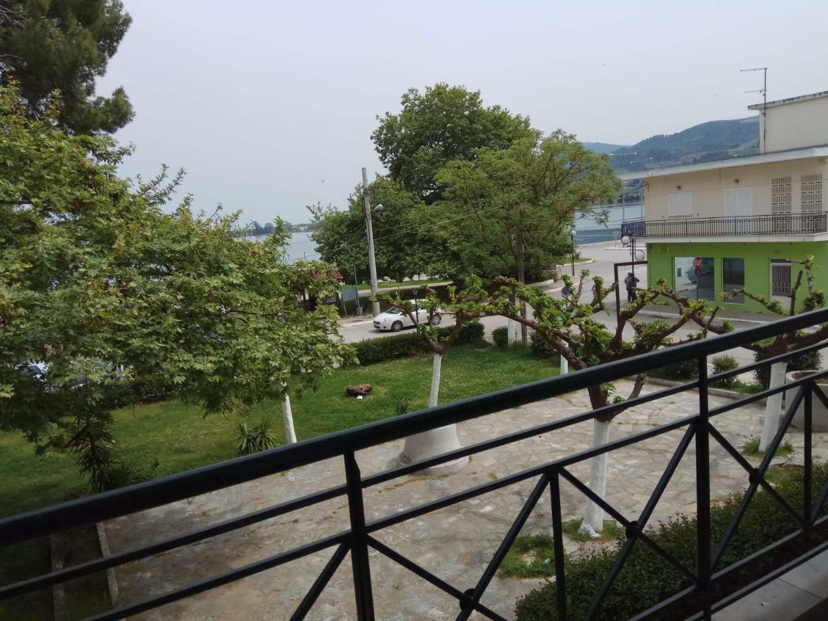 Anastasia - Efthimios Apartments Agios Konstantinos  エクステリア 写真