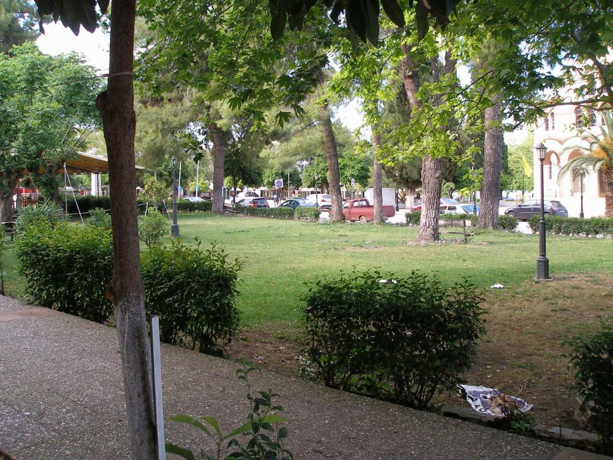 Anastasia - Efthimios Apartments Agios Konstantinos  エクステリア 写真